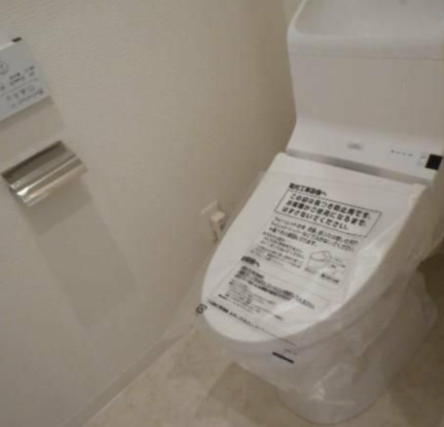NICハイム鶴見渡辺ビル第1のトイレ写真