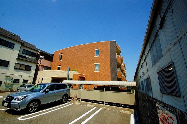 サンリット山本の外観写真