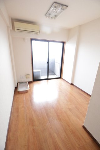 CASA AL MAREの居間写真