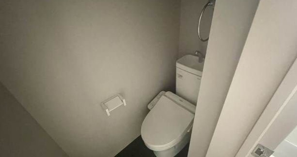 トイレ　※別部屋参考写真