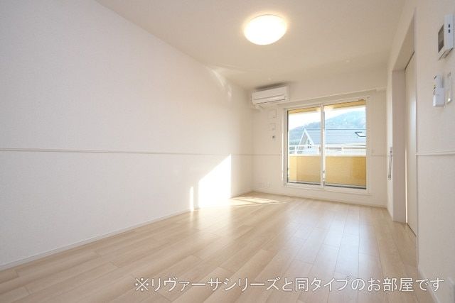 秩父鉄道 西羽生駅 徒歩10分 2階建 築5年の居間写真