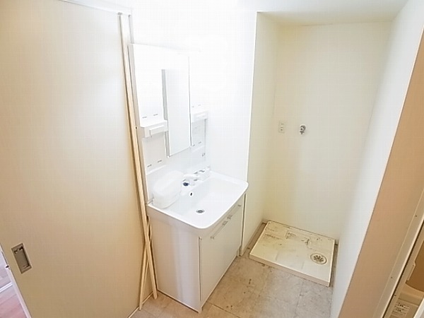 洗面設備　別部屋参考写真