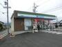 コンビニ　ファミリーマート（コンビニ）まで596m
