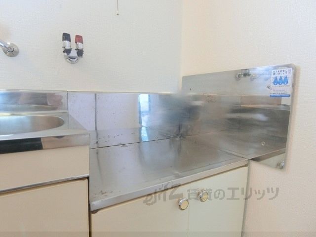 キッチン　コンロ置き場