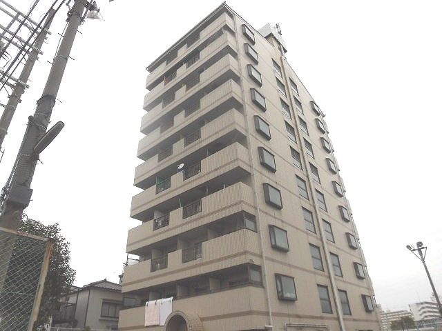 建物外観　シンプルで綺麗な外観です。