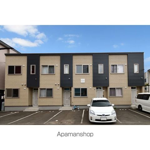 地下鉄南北線 真駒内駅 バス乗車時間：25分 最寄りバス停で下車 徒歩4分 2階建 築20年の外観写真