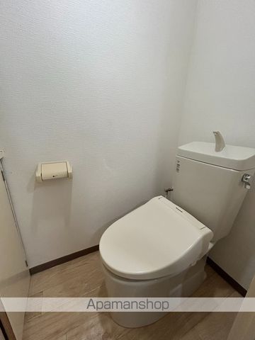 ＪＲ阪和線 久米田駅 徒歩9分 5階建 築38年のトイレ写真