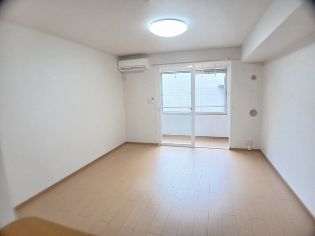 ＪＲ山陰本線 豊岡駅 徒歩15分 2階建 築19年の居間写真