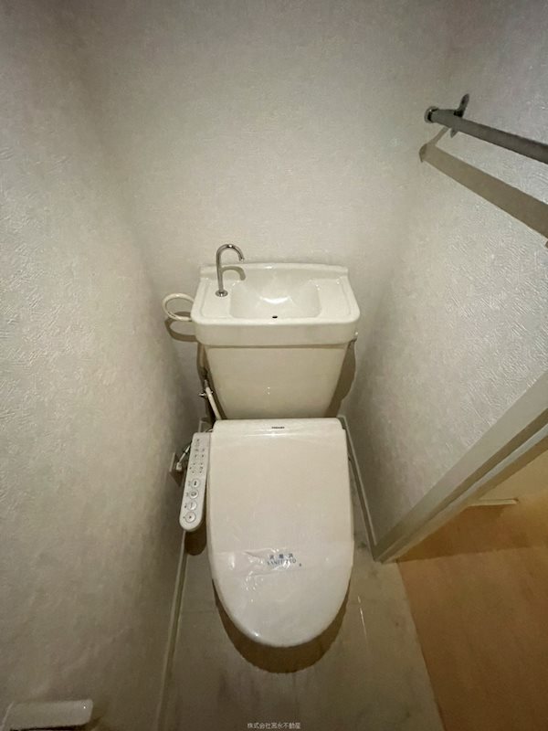 信開セルーラ日光のトイレ写真