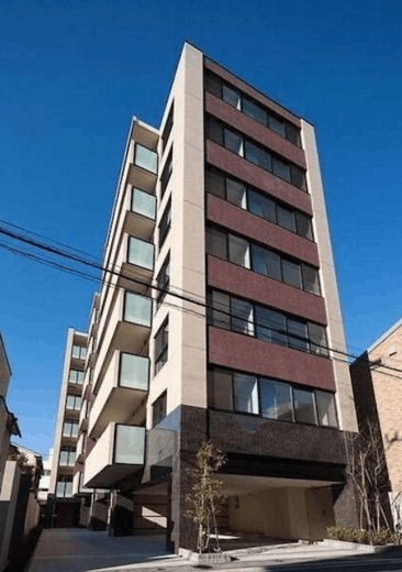 建物外観　オートロック完備