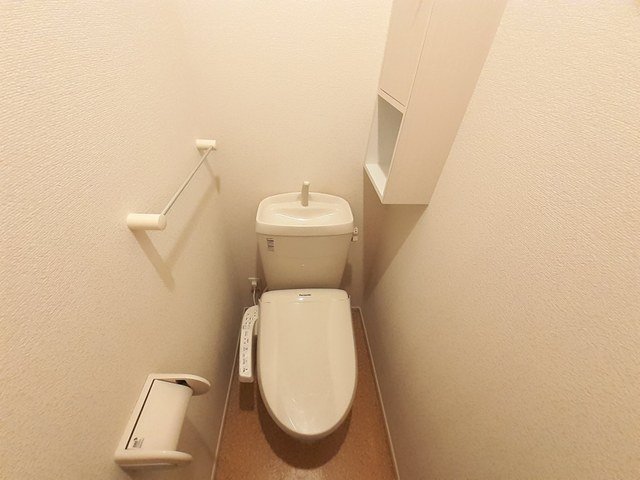 トイレ　トイレもきれいです