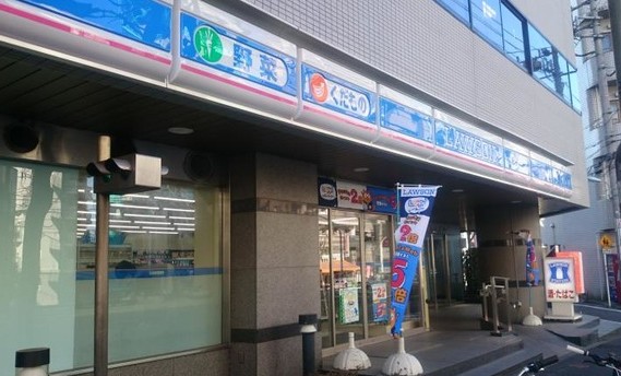 コンビニ　ローソン目黒大鳥神社前店（コンビニ）まで64m