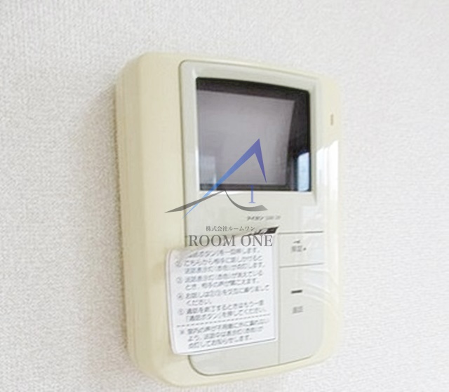 セキュリティ　モニター付きインターホンです。