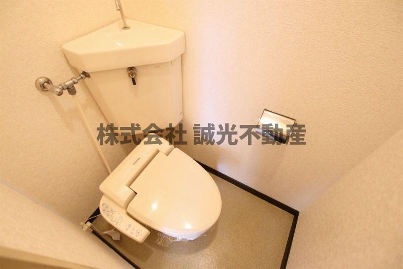 地下鉄七隈線 天神南駅 徒歩6分 6階建 築39年のトイレ写真