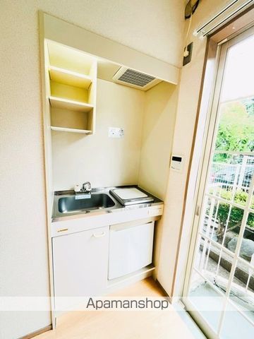 ブルーライン 港南中央駅 徒歩6分 2階建 築39年のキッチン写真