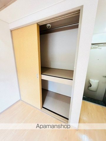 ブルーライン 港南中央駅 徒歩6分 2階建 築39年の内装写真