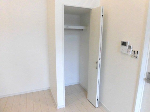 ＪＲおおさか東線 ＪＲ長瀬駅 徒歩6分 2階建 築10年の内装写真