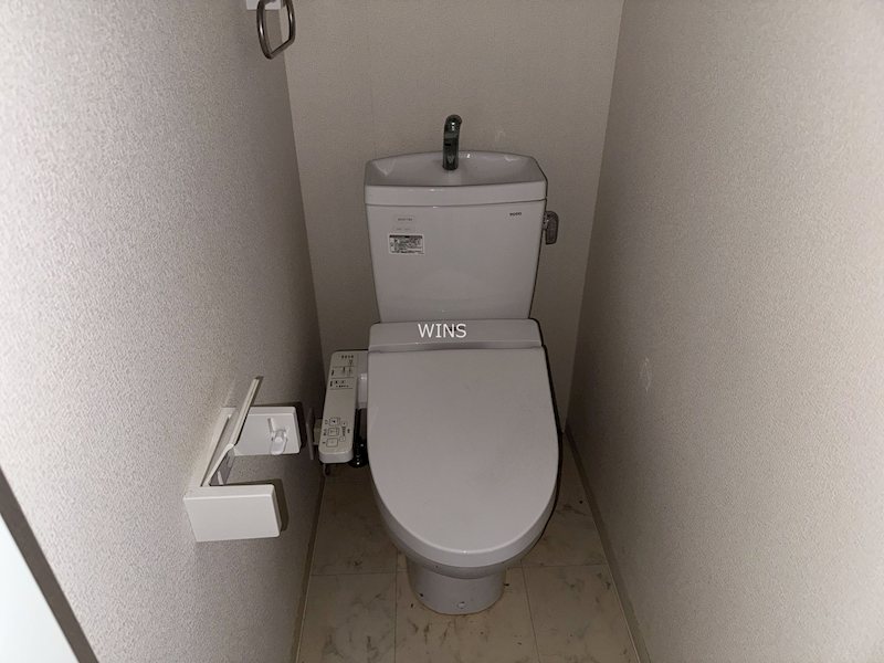 トイレ　別部屋参考写真です