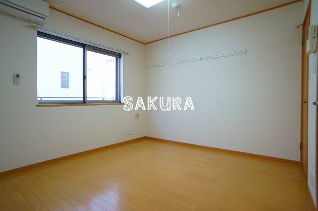 居室・リビング　開放感のあるゆったりとしたお部屋です♪