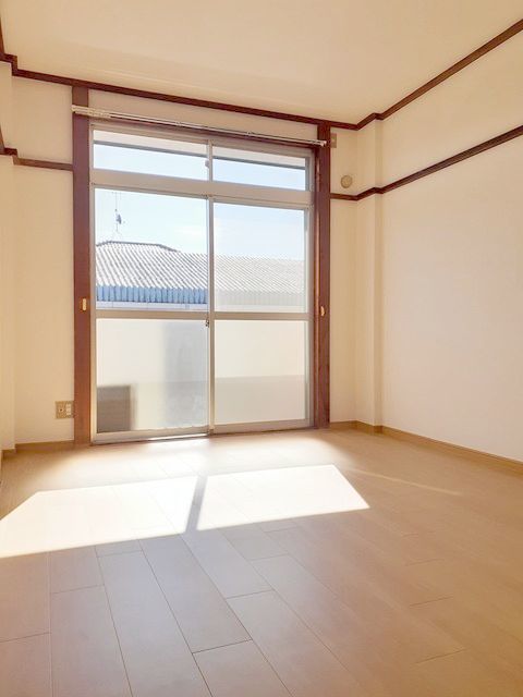 エルディムグリーンハイツの居間写真