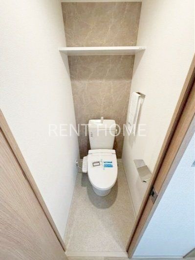 トイレ　ウォシュレット付き