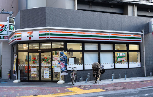コンビニ　セブンイレブン 西蒲田すずらん通り店（コンビニ）まで302m