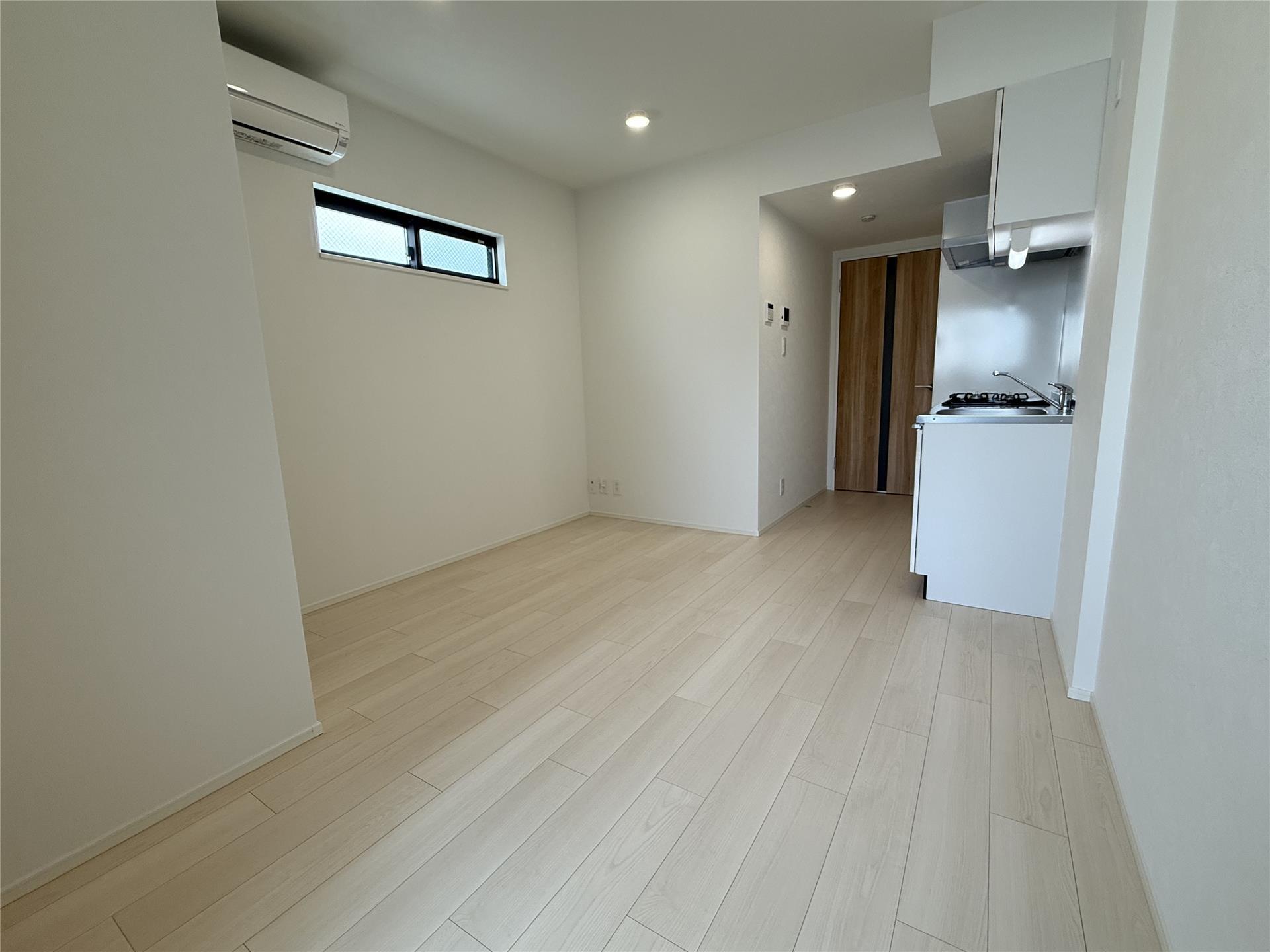 その他部屋・スペース　壁付のキッチンでダイニング空間を広く使えます！
