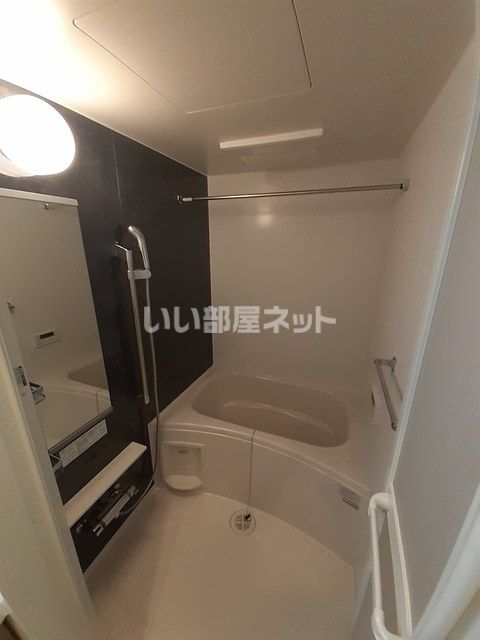 オーラ スターニョの風呂写真