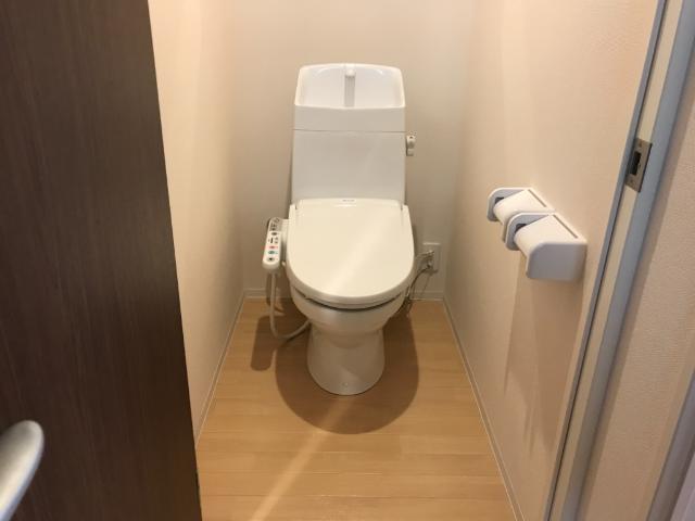 トイレ　シャワー付トイレ
