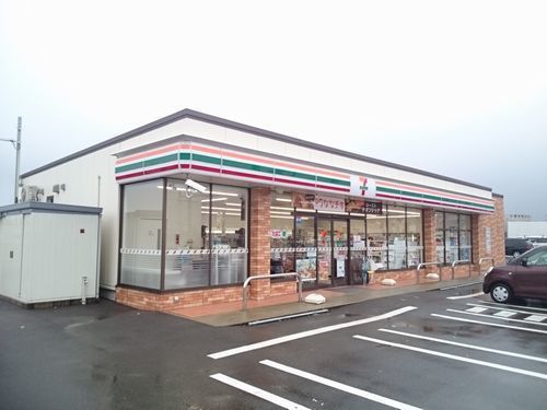 コンビニ　セブンイレブン 福井県立大学（コンビニ）まで650m