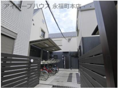 京王線 下高井戸駅 徒歩9分 築8年