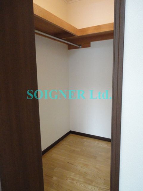 収納　ウォークインクロゼット