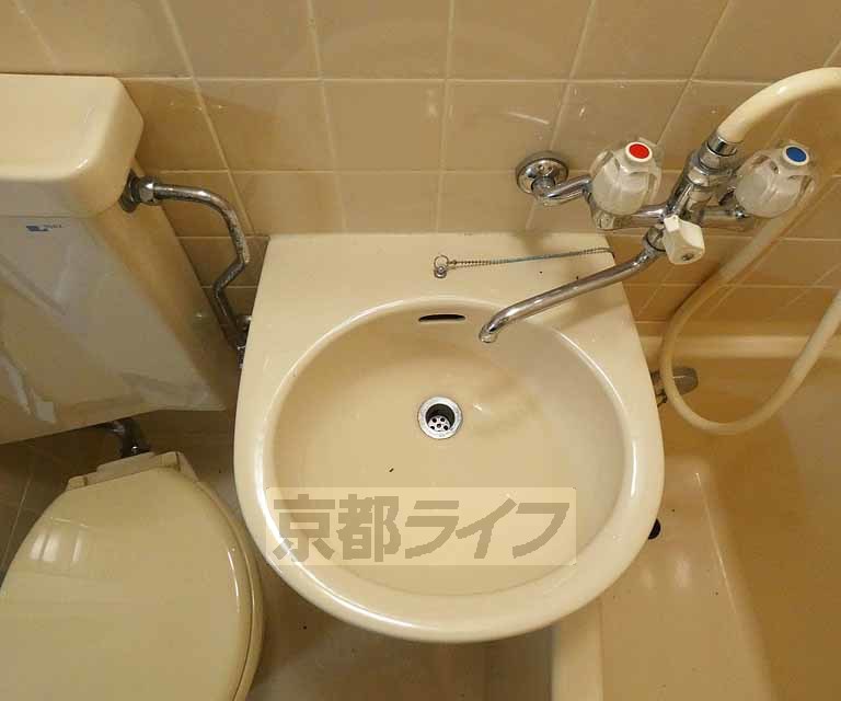 【京都市下京区東塩小路町のマンションの洗面設備】