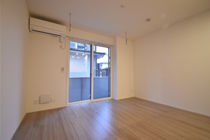 居室・リビング　エアコンつきリビング