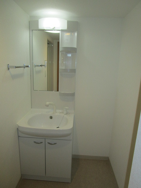 洗面設備　シャンプードレッサー付！