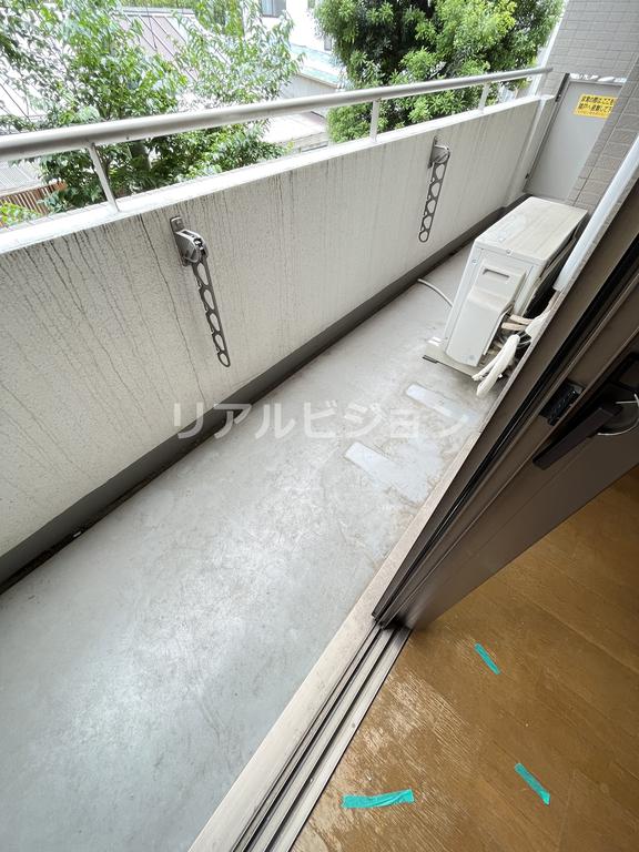 バルコニー　他部屋参考写真です。
