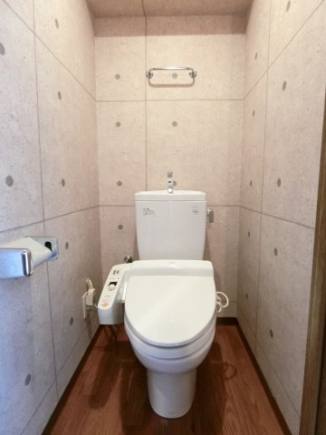 トイレ　詳細は、RISUMO江坂本店→06-6155-7137まで♪