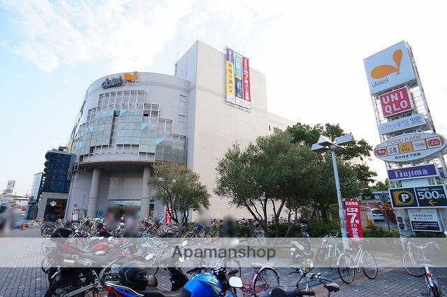 コンビニ　セブン－イレブン横浜寺前店（コンビニ）まで447m