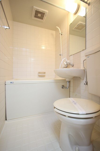 バス・シャワールーム　同物件別号室の写真