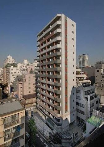 ガーラ・ステーション新宿御苑前の建物外観