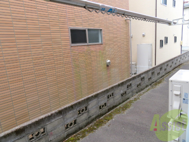 バルコニー　ベランダはありませんが洗濯物はしっかり干せます。