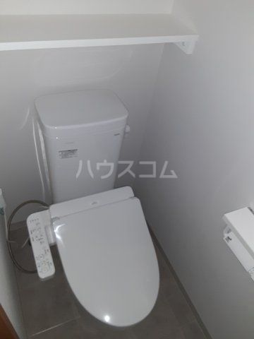【江戸川区西葛西のアパートのトイレ】