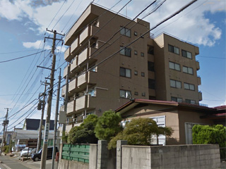 クレスト青田の建物外観