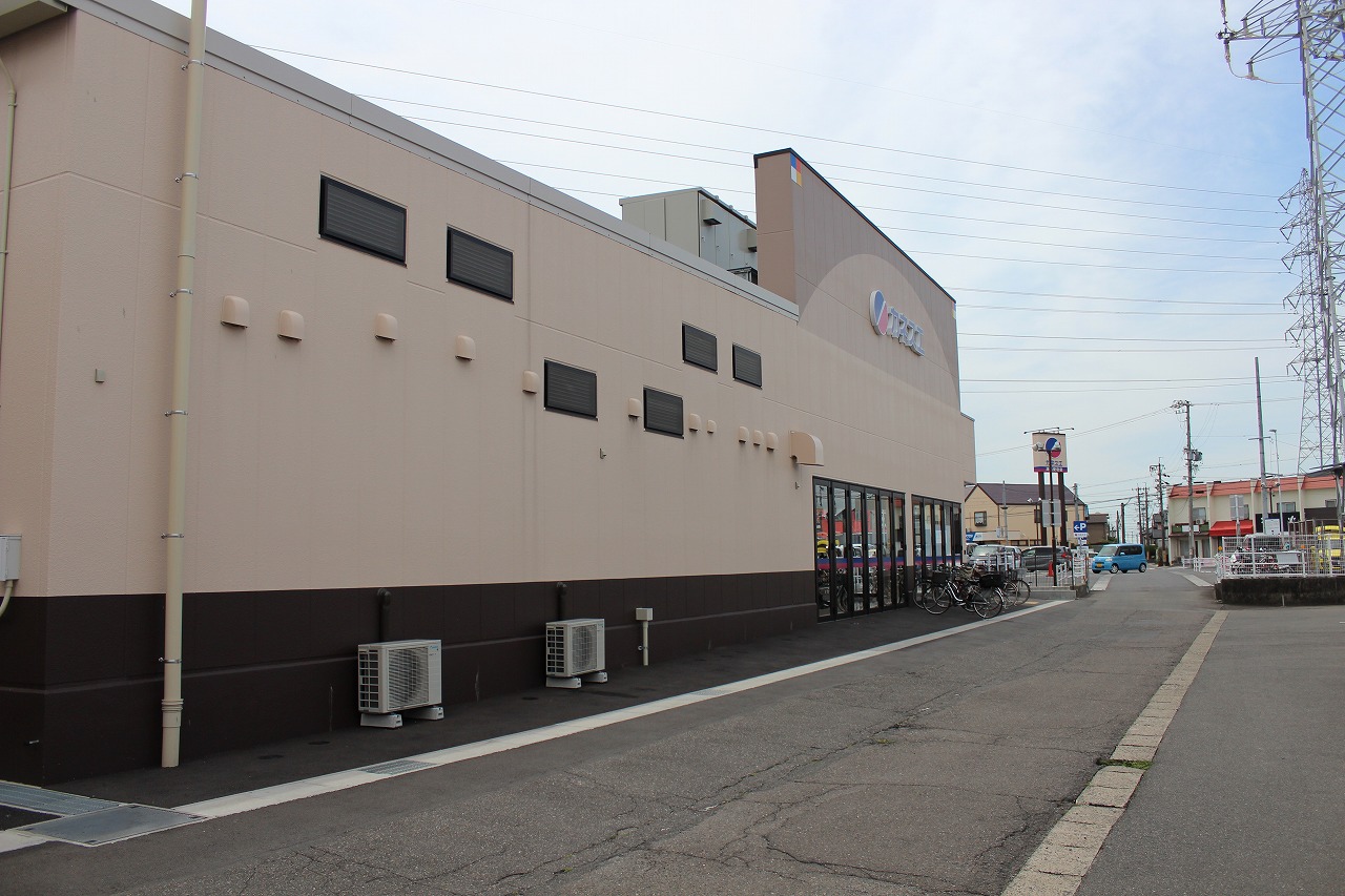 スーパー　カネスエ津島愛宕店（スーパー）まで99m