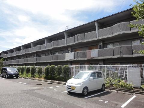 【宇治市広野町のマンションの建物外観】