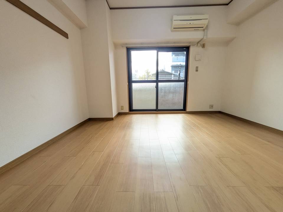 居室・リビング　リビング