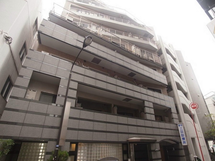 建物外観　【見学予約受付中】当店の仲介手数料賃料の半月分以下でご紹介★