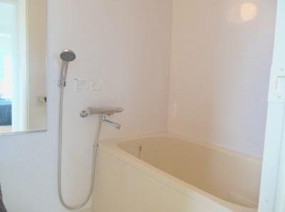 バス・シャワールーム　バスルーム