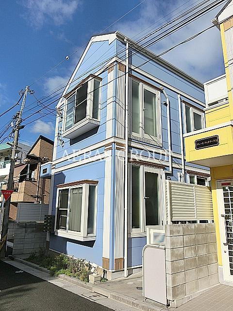 【フェリスサクセスの建物外観】