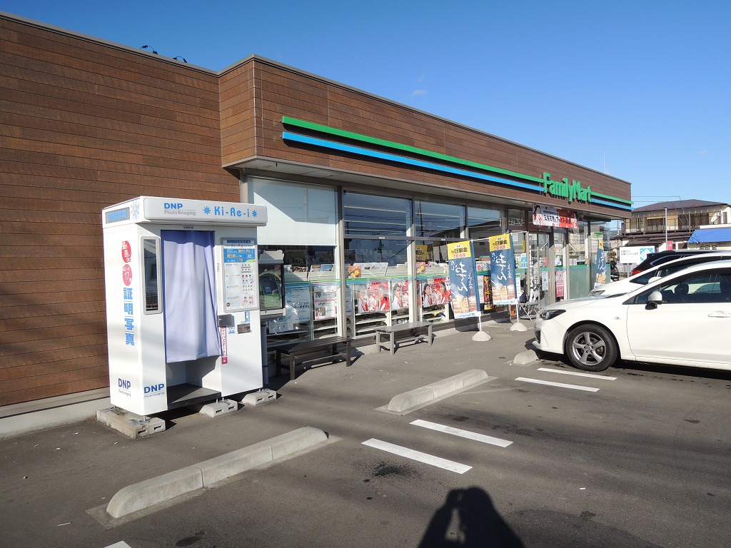 コンビニ　ファミリーマート仙台国見ケ丘店（コンビニ）まで1608m